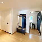 70M2 Mit Seeblick, Balkon, Serlas, Parkplatz - S11,1