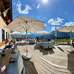Hotel Salastrains