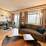 42M2 Alpenschick Mit Balkon, Ausblick, Pool - E405