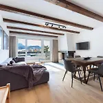 Modern Crossing Apartment Facing Piz Rosatsch