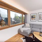 New! Cozy, Central Apartment With A Stunning View