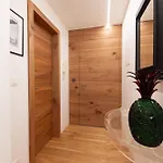 New! Cozy, Central Apartment With A Stunning View