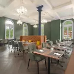 Hotel Reine Victoria by Laudinella