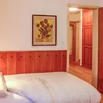 Apartment Chesa Arlas E2 By Interhome