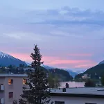 swissme-Seeblick-Balkon-55qm-Parkplatz-Nahe Bergbahn