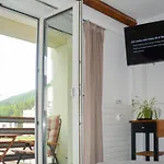 Swissme - Modernes Studio Am Sportplatz Mit Balkon & Parkplatz