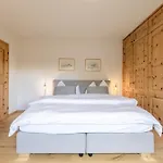 Cosy Apartment Facing Piz Rosatsch