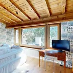Apartment Crasta