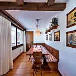 Chesa Aruons 21 - St. Moritz