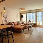 Jaegerstil, 70M2, Zentral, 1 Parkplatz - Re31