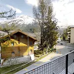 Arona 9
