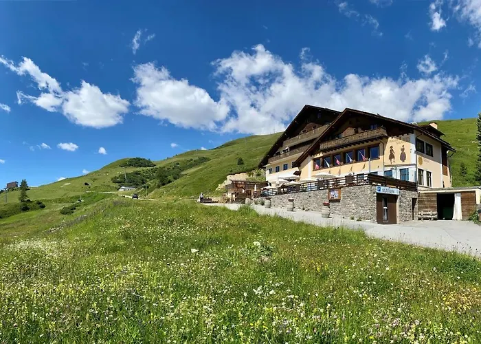 Hotel Salastrains
