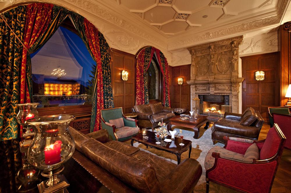 Hotel Carlton - The Leading Of The World