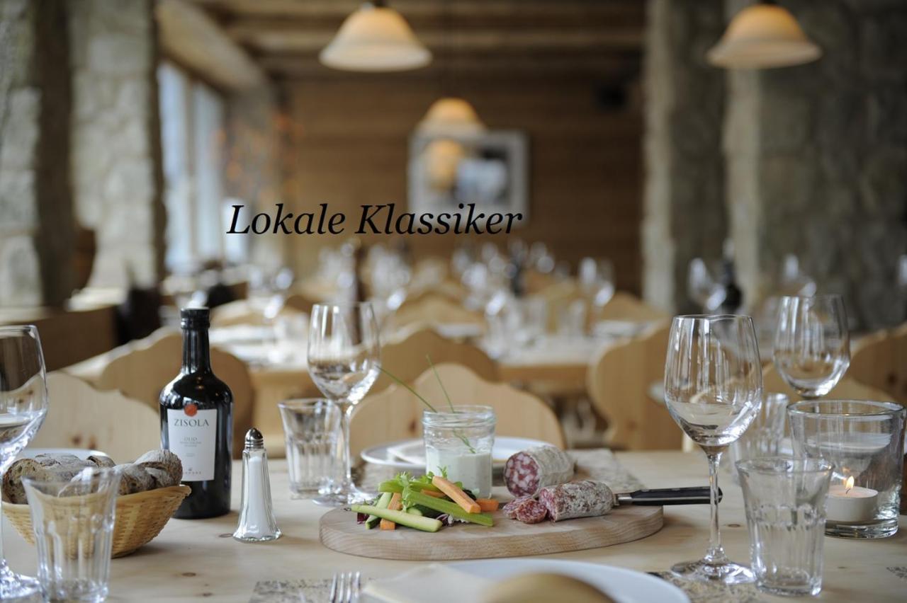 Arte Khách sạn St. Moritz