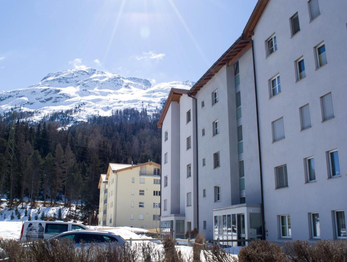 Swissme - 100qm - Balkon - 2 Baeder - Parkplatz - Fussbodenheizung *
