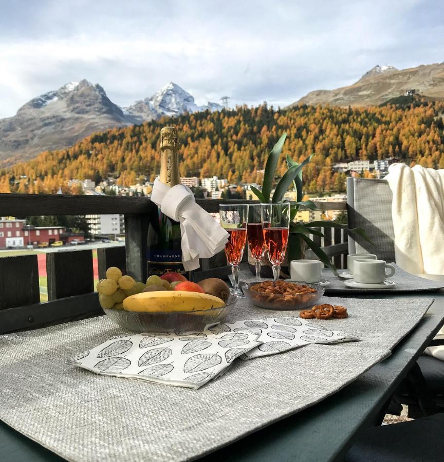 Apartment Swissme - 100qm - Balkon - 2 Baeder - Parkplatz - Fussbodenheizung