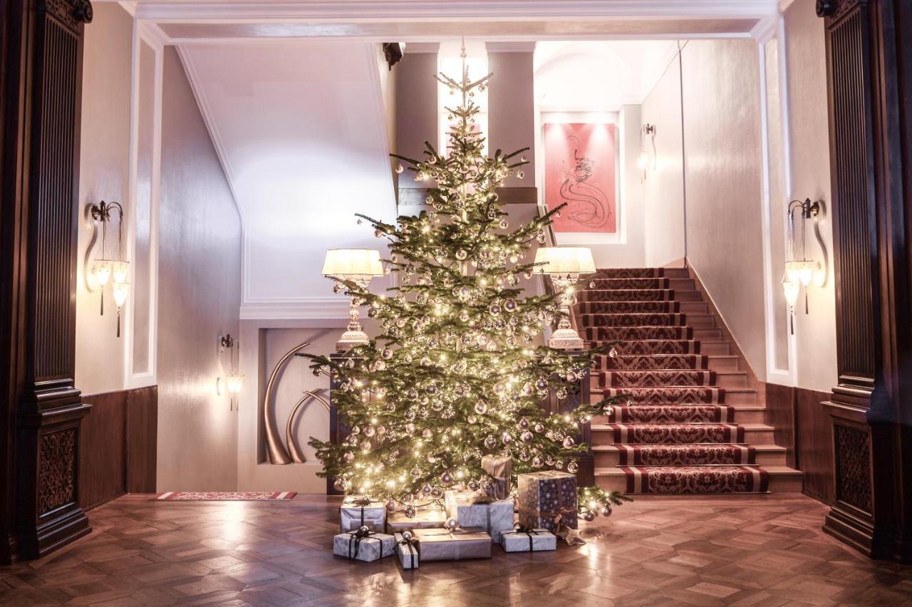 Carlton - The Leading Of The World Hotel 5*
