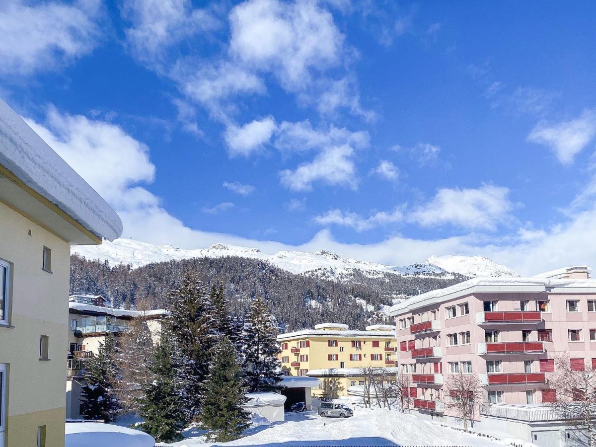Daire Zentrale In Mit Grossem Balkon Saint-Moritz