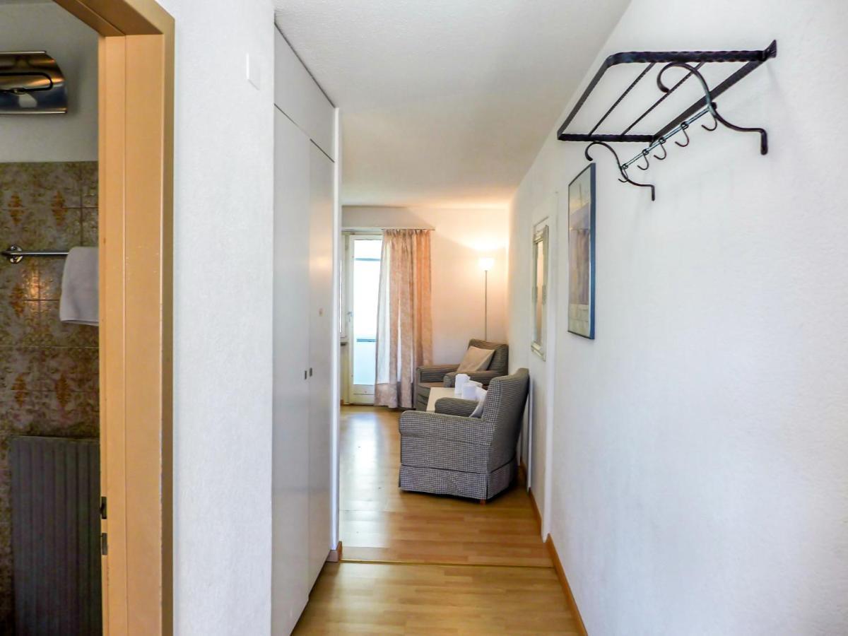 Chesa Ova Cotschna 304 By Interhome