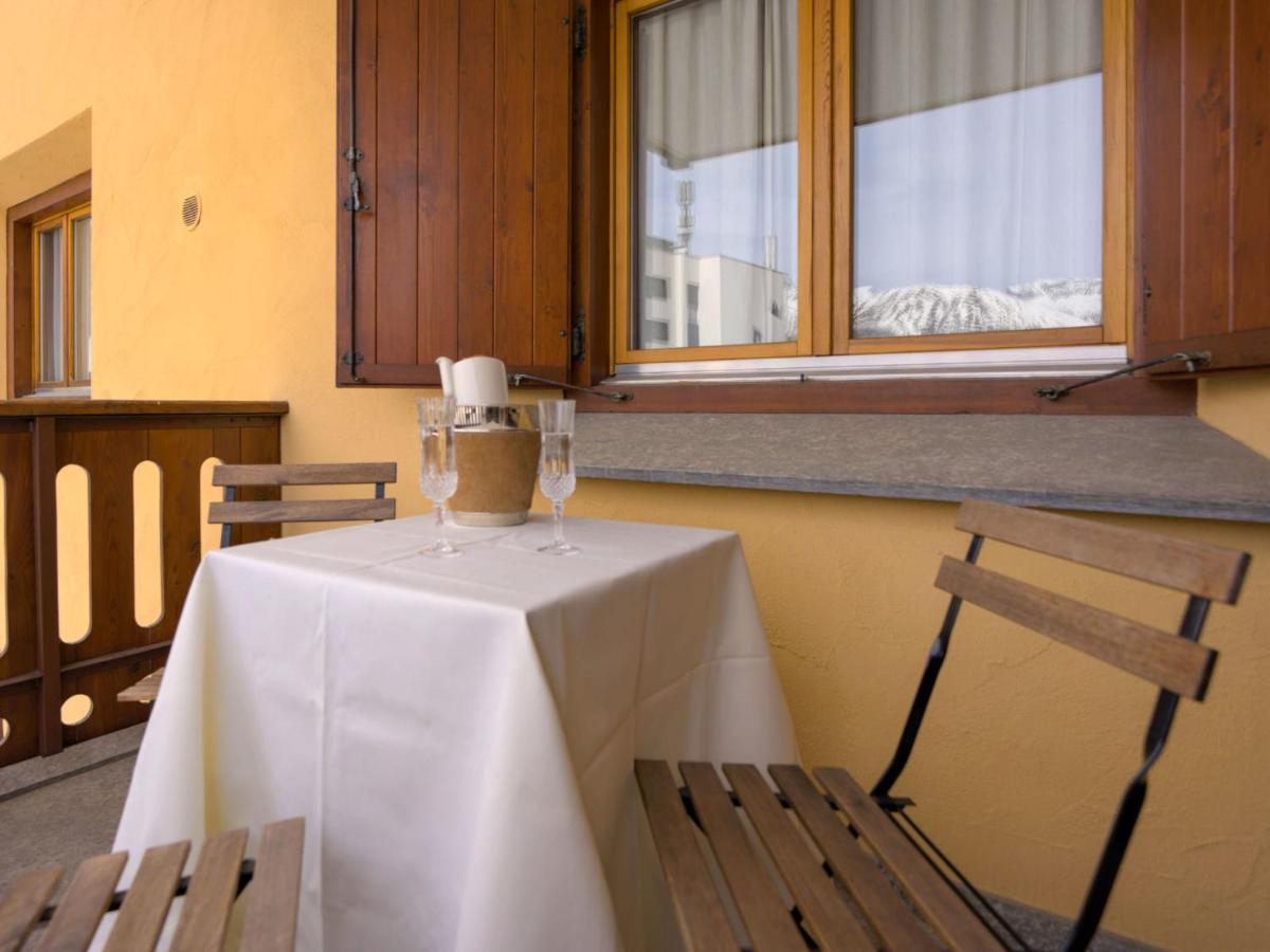 Chesa Ludains 8 Apartment St. Moritz