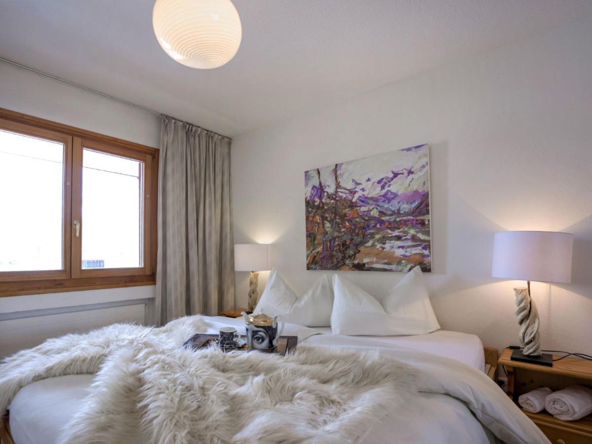 Chesa Ludains 8 St. Moritz