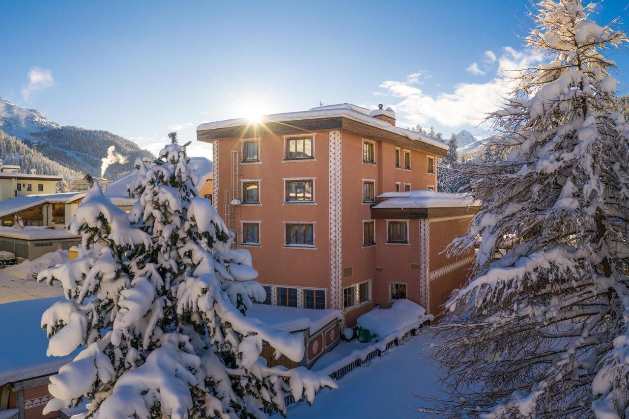 Otel Corvatsch - Web Check-in