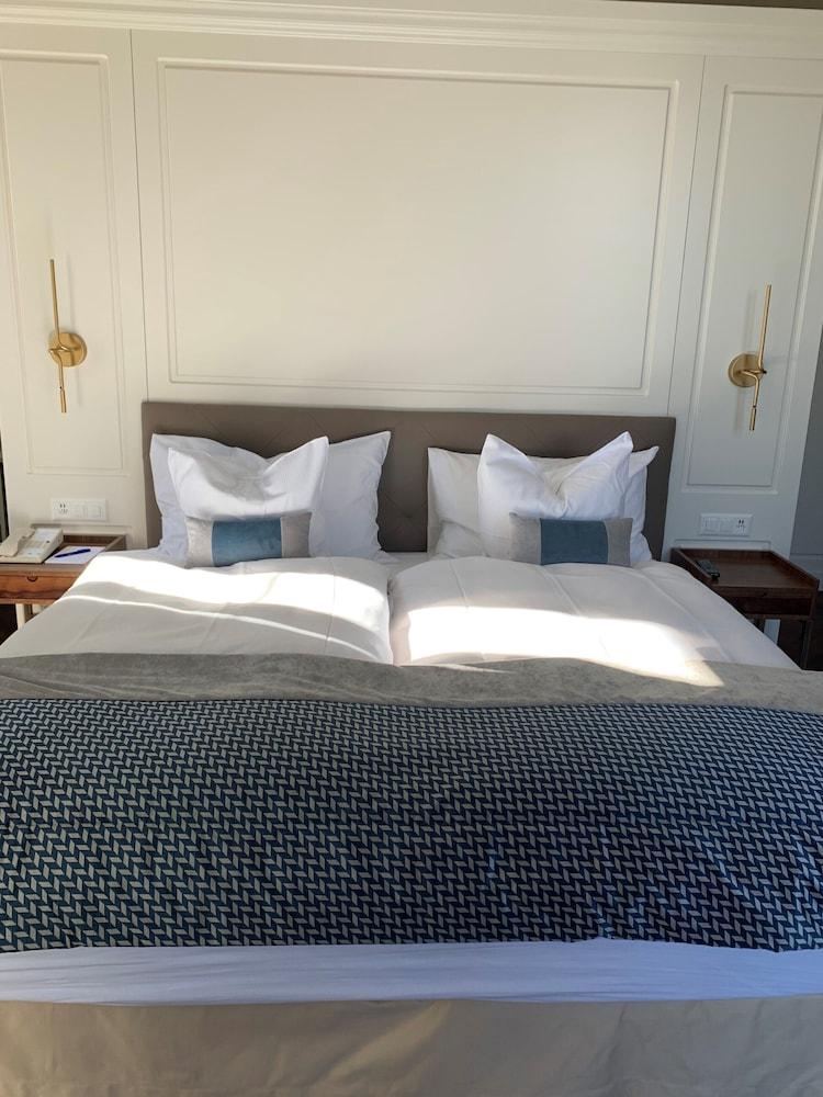 Hotel Reine Victoria By Laudinella 4*