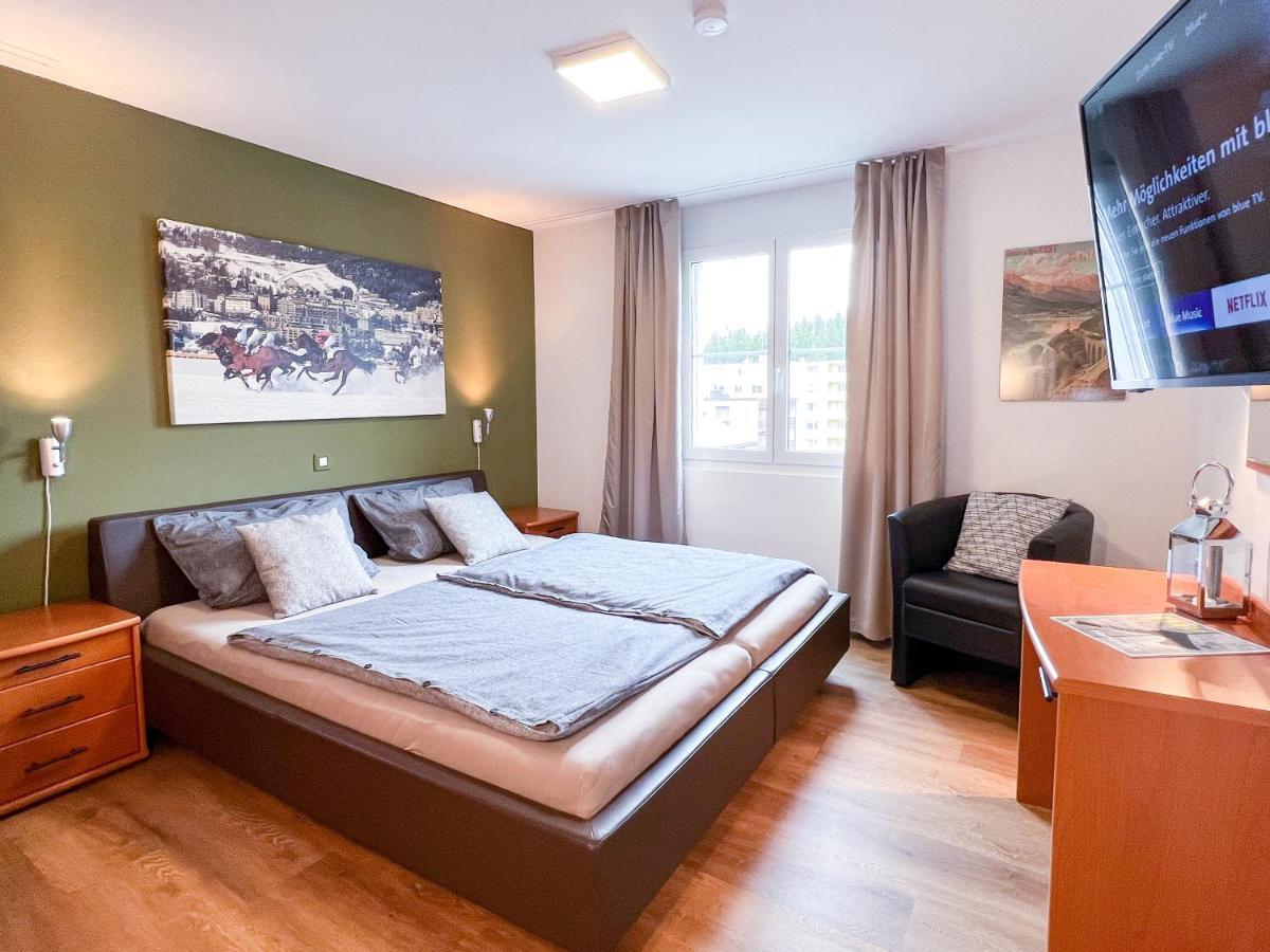 Apartment Swissme - 100qm - Balkon - 2 Baeder - Parkplatz - Fussbodenheizung *