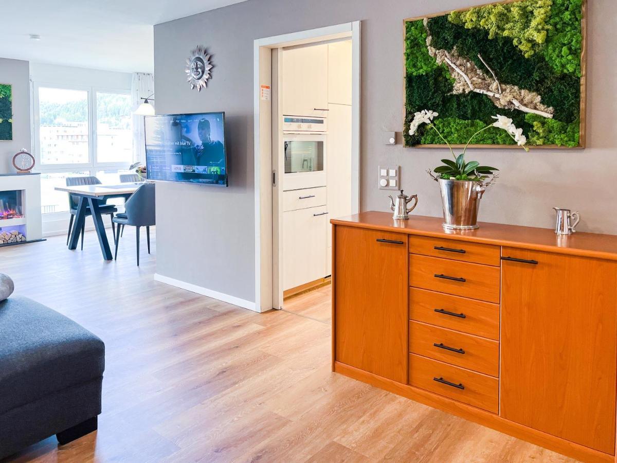Swissme - 100qm - Balkon - 2 Baeder - Parkplatz - Fussbodenheizung Căn hộ *