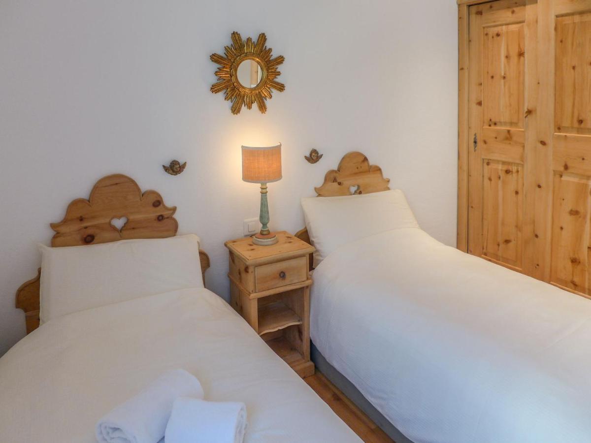 Chesa Spuonda 1-7 By Interhome Apartment St. Moritz