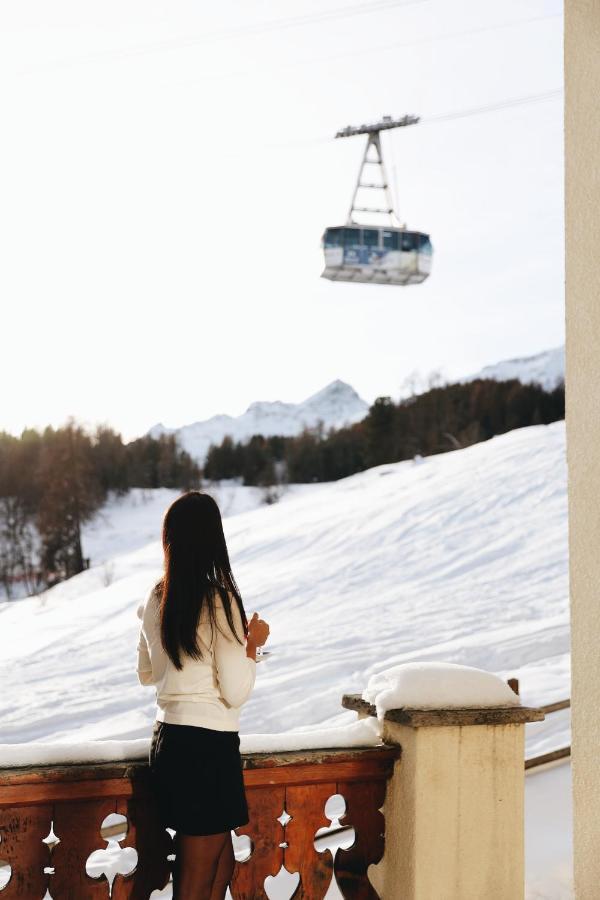 Nolda Khách sạn St. Moritz