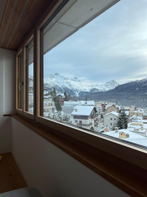 New! Cozy, With A Stunning View St. Moritz
