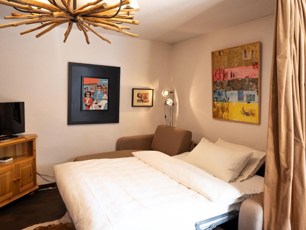 Chesa Ludains 8 Apartment St. Moritz