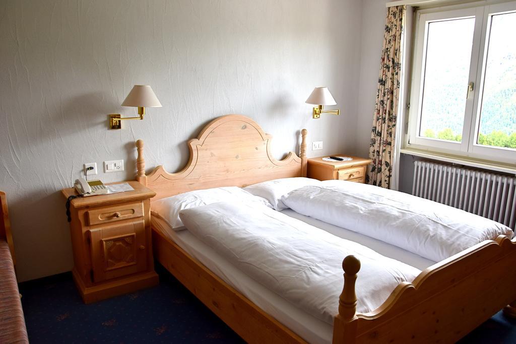 Salastrains Otel 3*