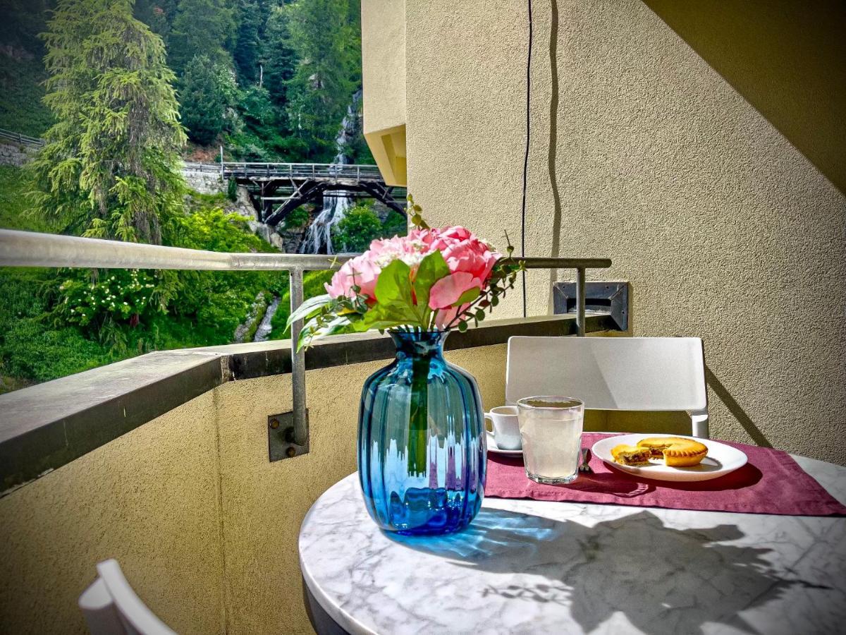 Apartment Wasserfall - Zentrum - Balkon - Seeblick - Kueche St. Moritz