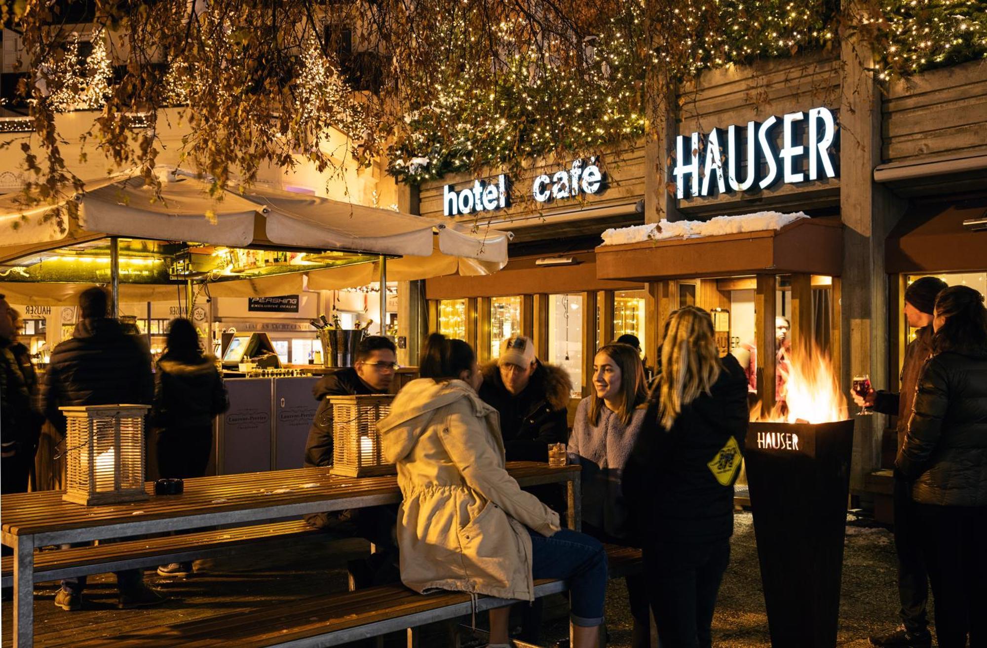 Hauser 3*