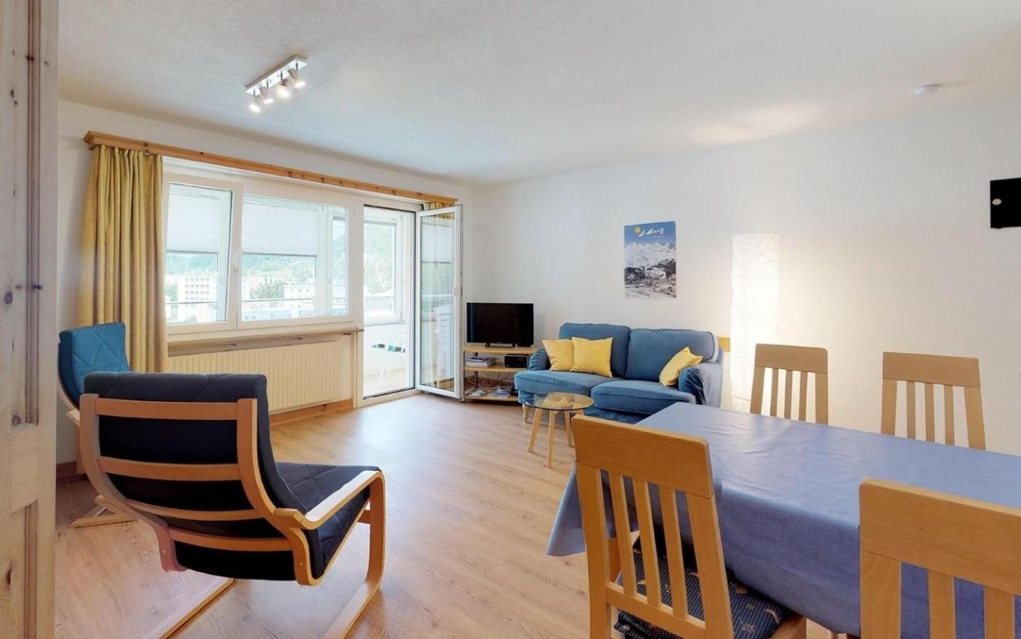Ova Cotschna 705 St. Moritz