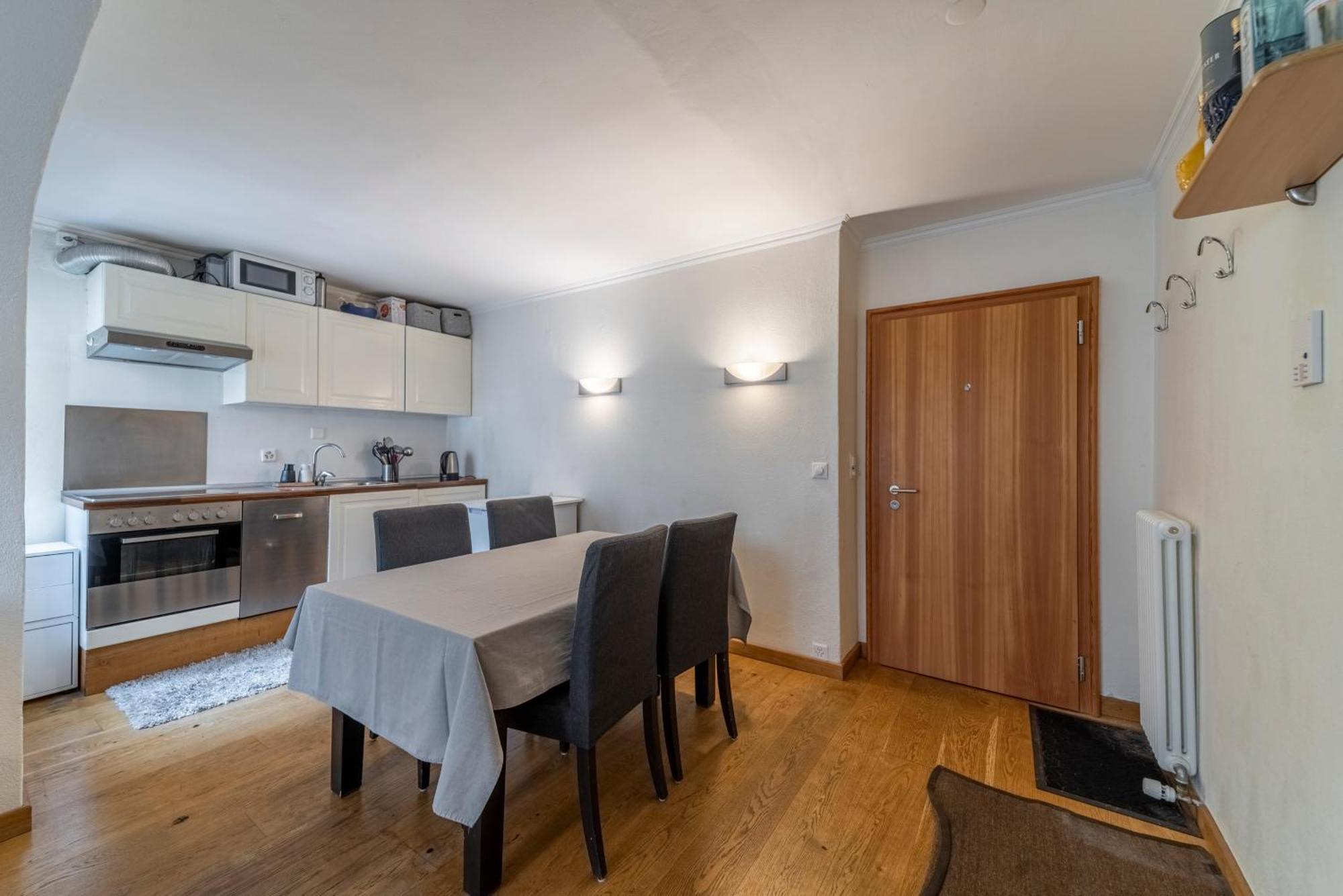 Apartment Chesa Sonnalpine B - St. Moritz