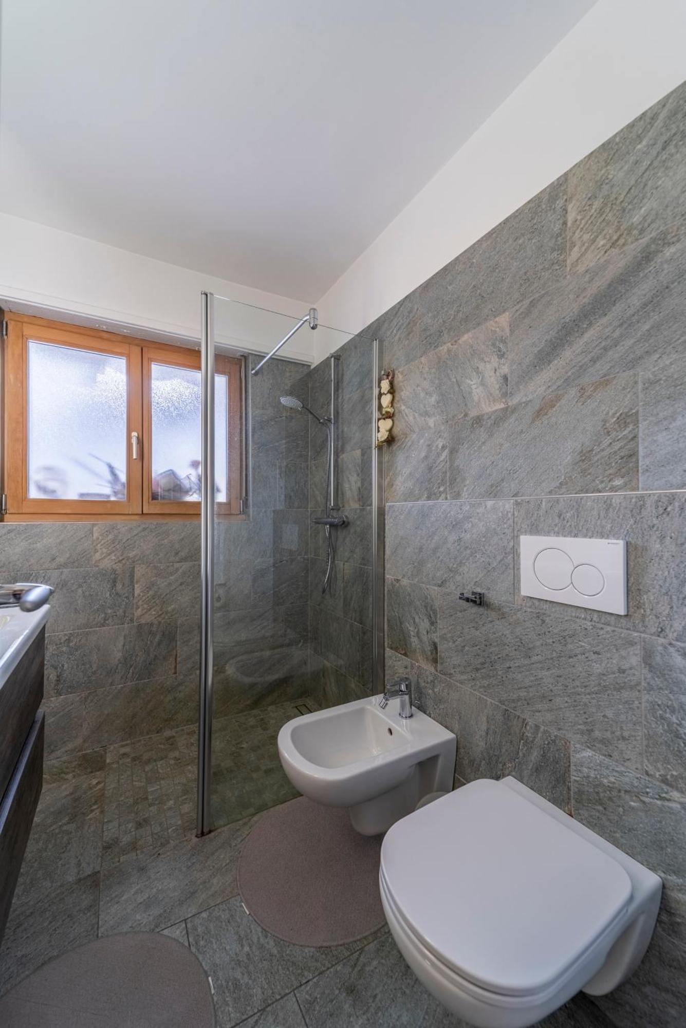 Chesa Sonnalpine B - St. Moritz