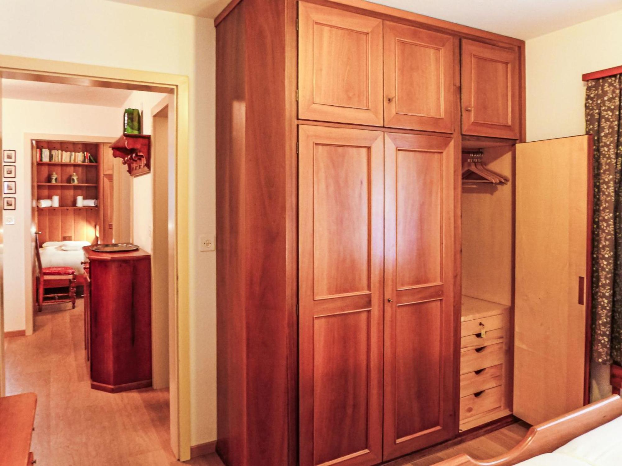 Chesa Arlas E2 By Interhome *