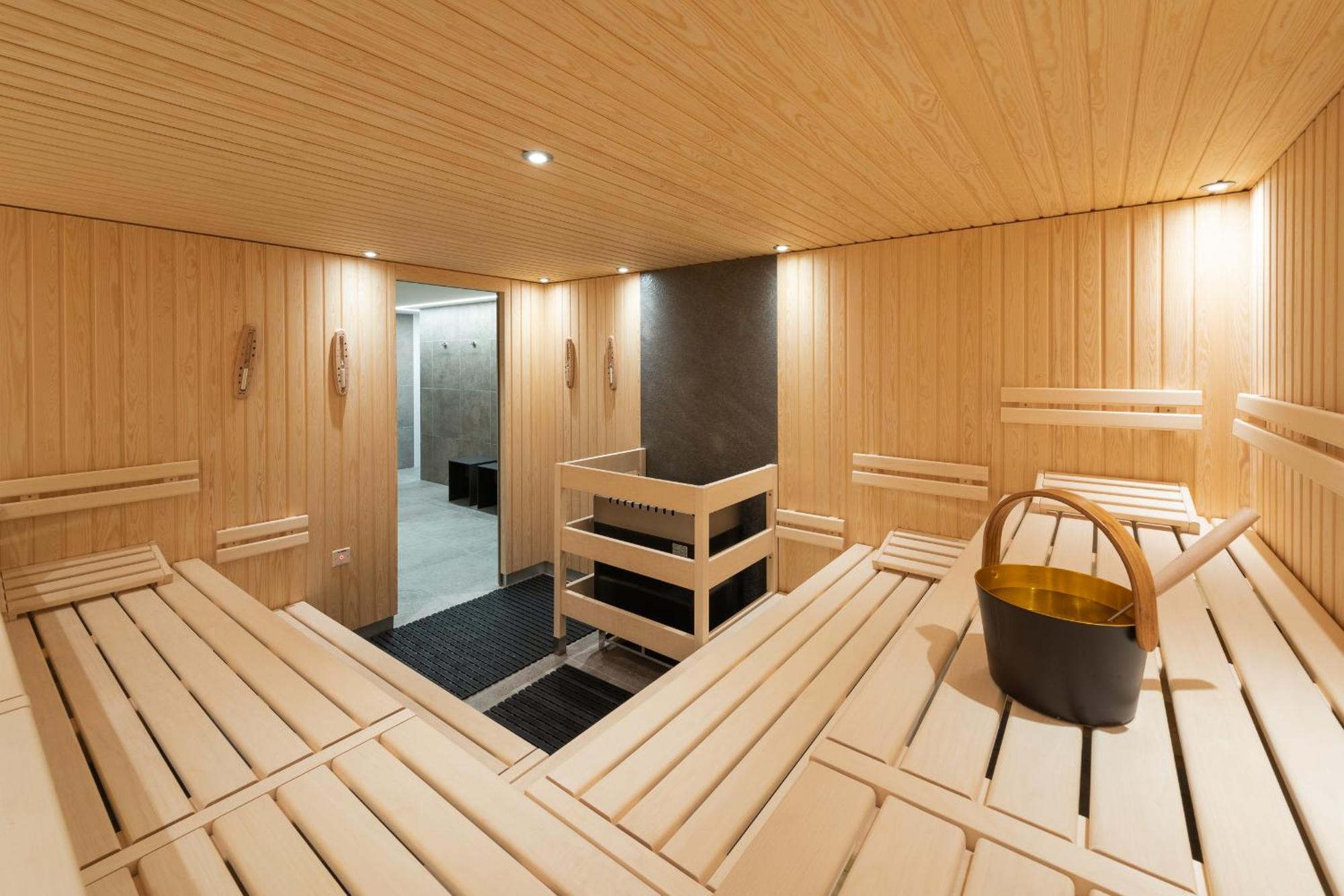 By Randolins Apartment St. Moritz