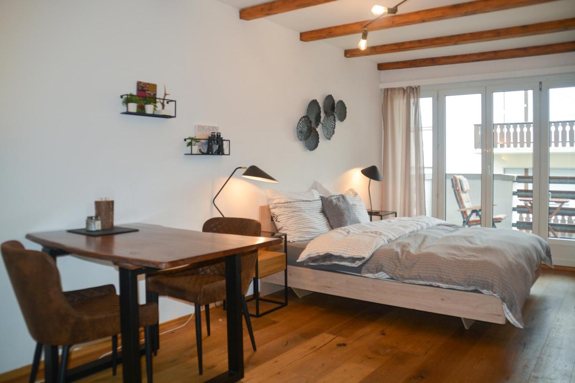 Swissme - Modernes Am Sportplatz Mit Balkon & Parkplatz Apartment St. Moritz