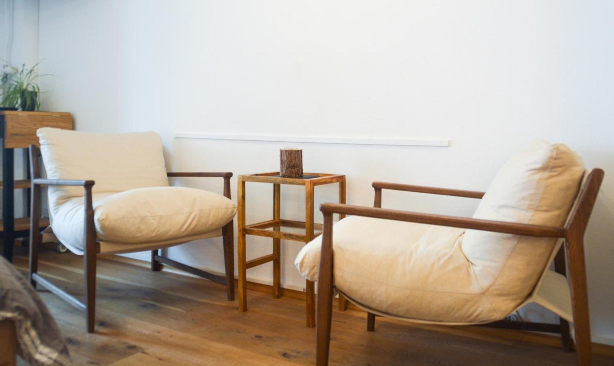 Apartment Swissme - Modernes Am Sportplatz Mit Balkon & Parkplatz