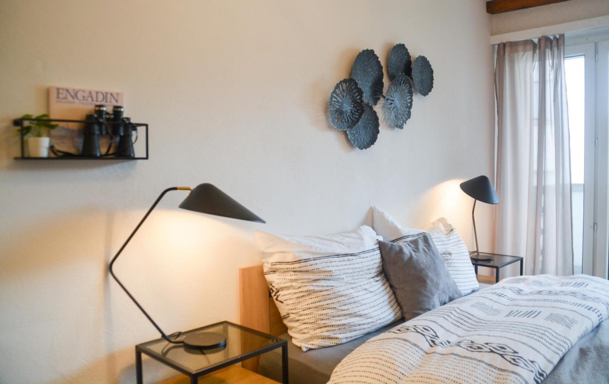 Apartment Swissme - Modernes Am Sportplatz Mit Balkon & Parkplatz St. Moritz