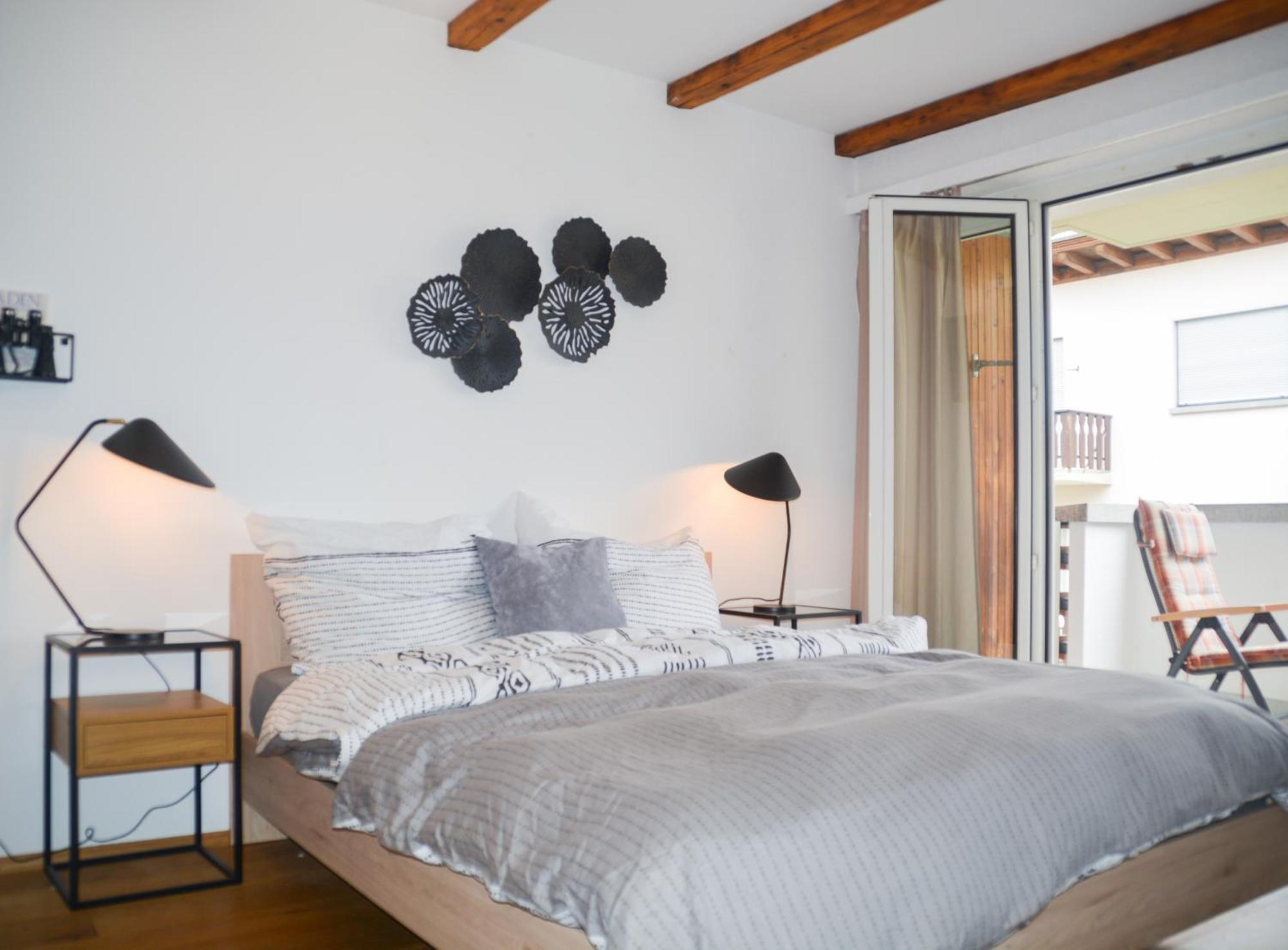 Swissme - Modernes Am Sportplatz Mit Balkon & Parkplatz Apartment *