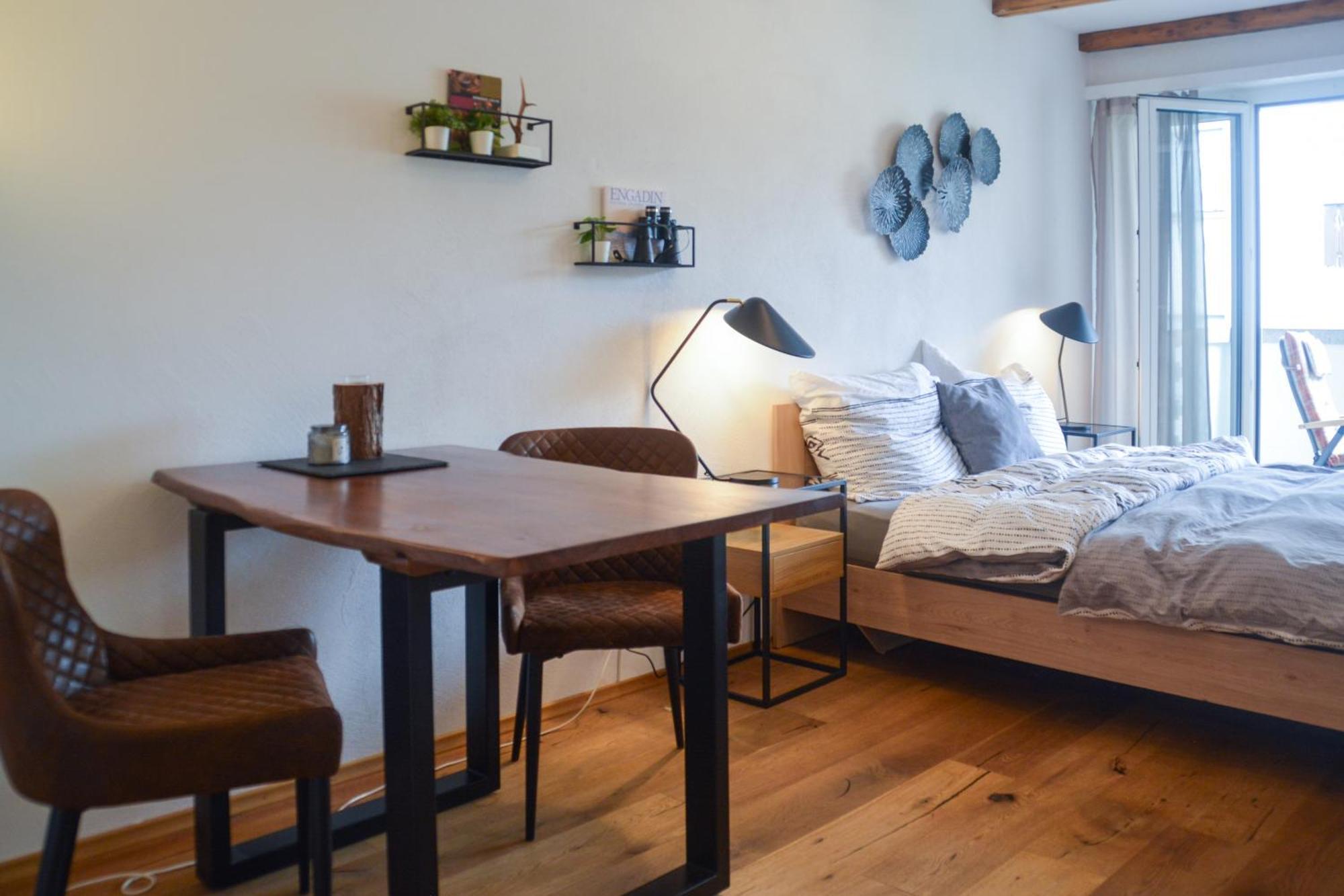 Swissme - Modernes Am Sportplatz Mit Balkon & Parkplatz Apartment St. Moritz