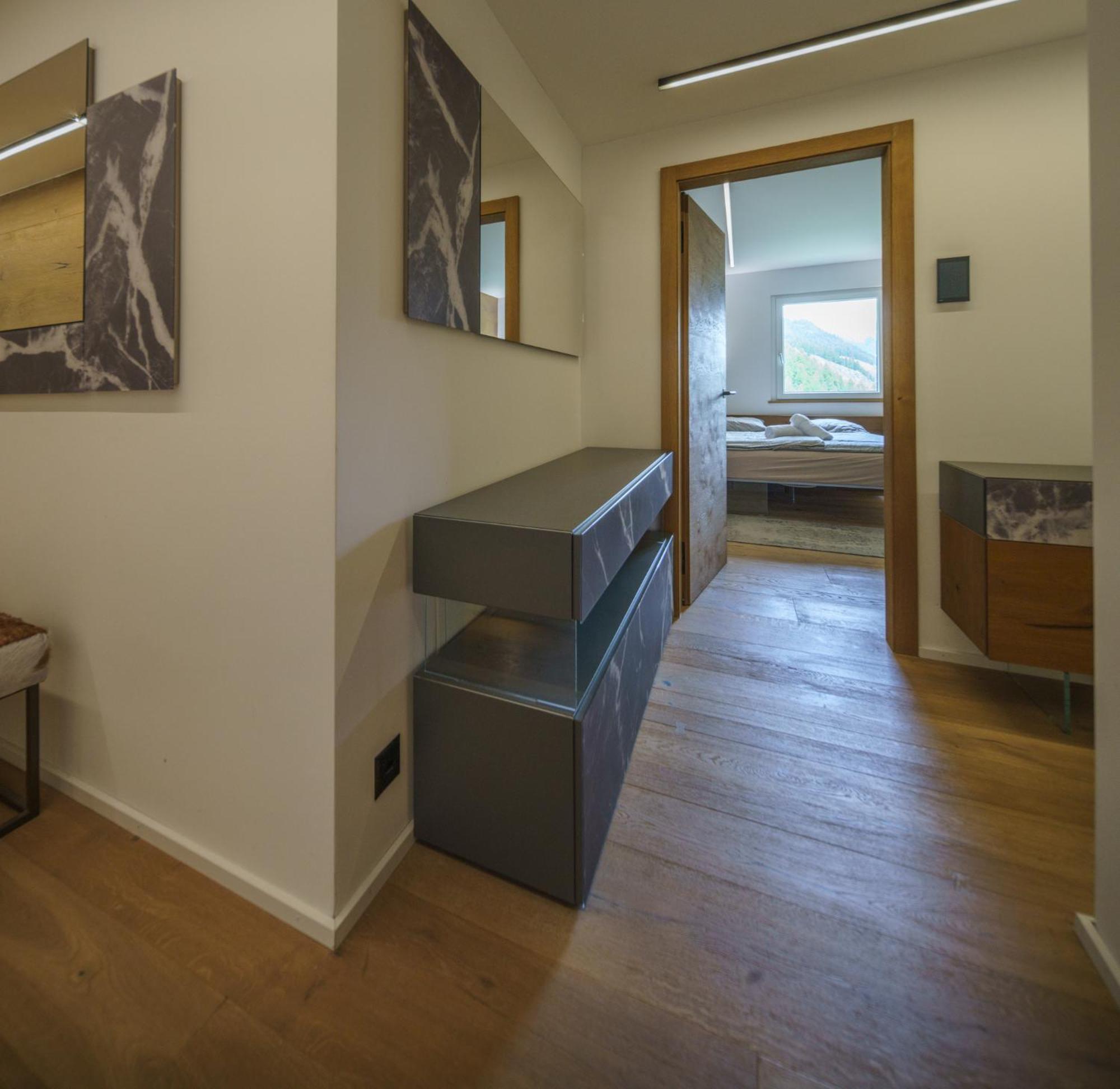 Luxury Mountain With Private Sauna And Underground Parking Apartment *
