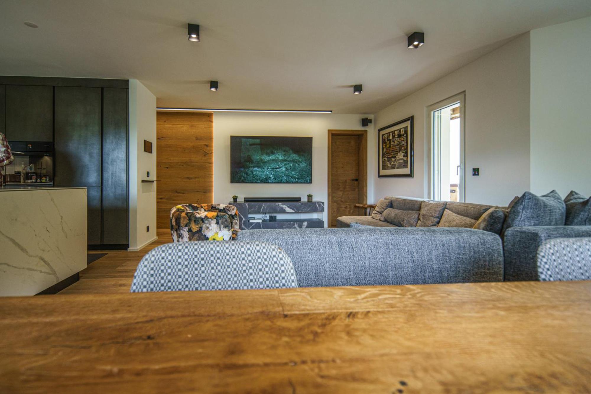 Luxury Mountain With Private Sauna And Underground Parking St. Moritz