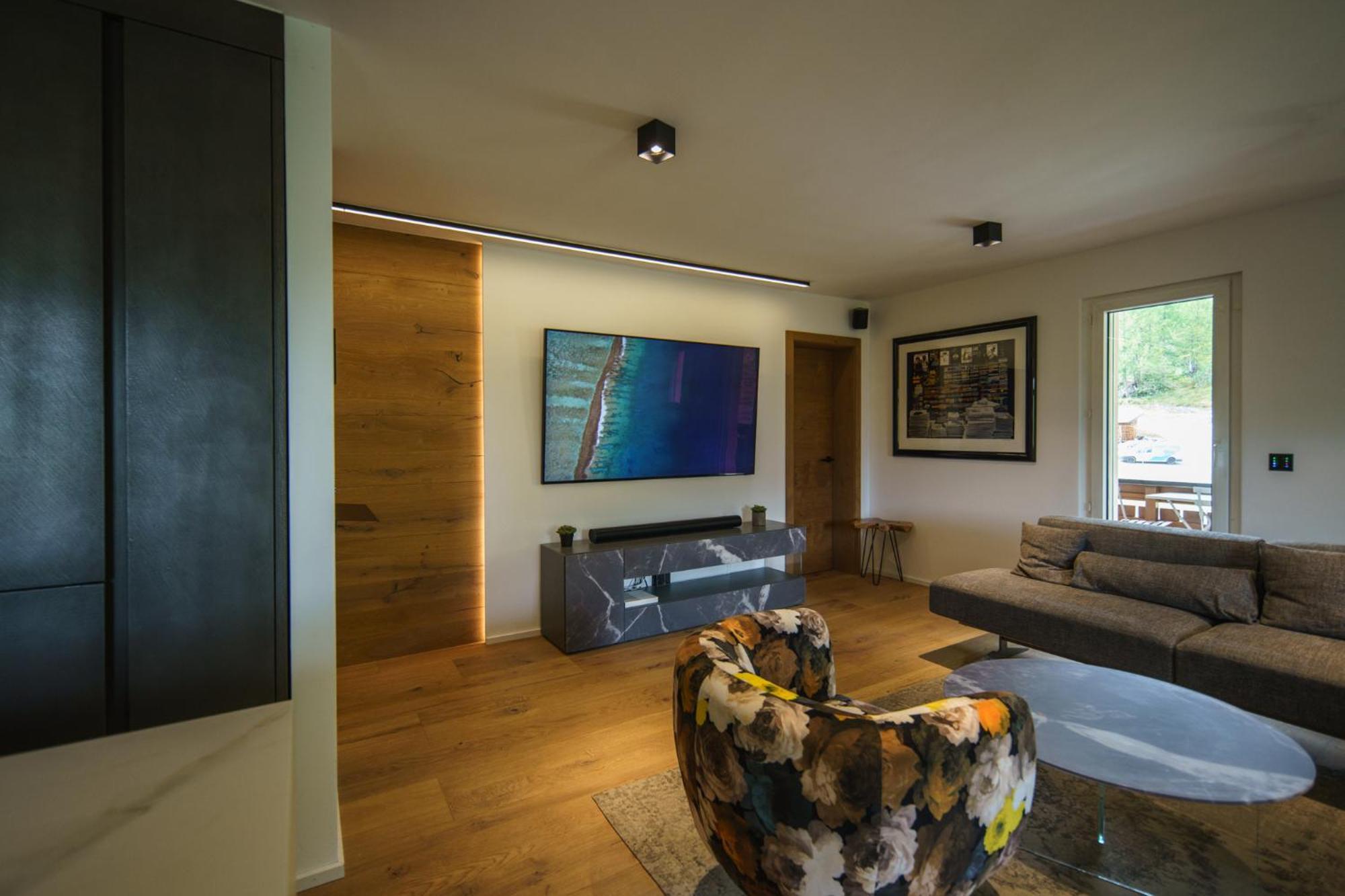 Apartment Luxury Mountain With Private Sauna And Underground Parking