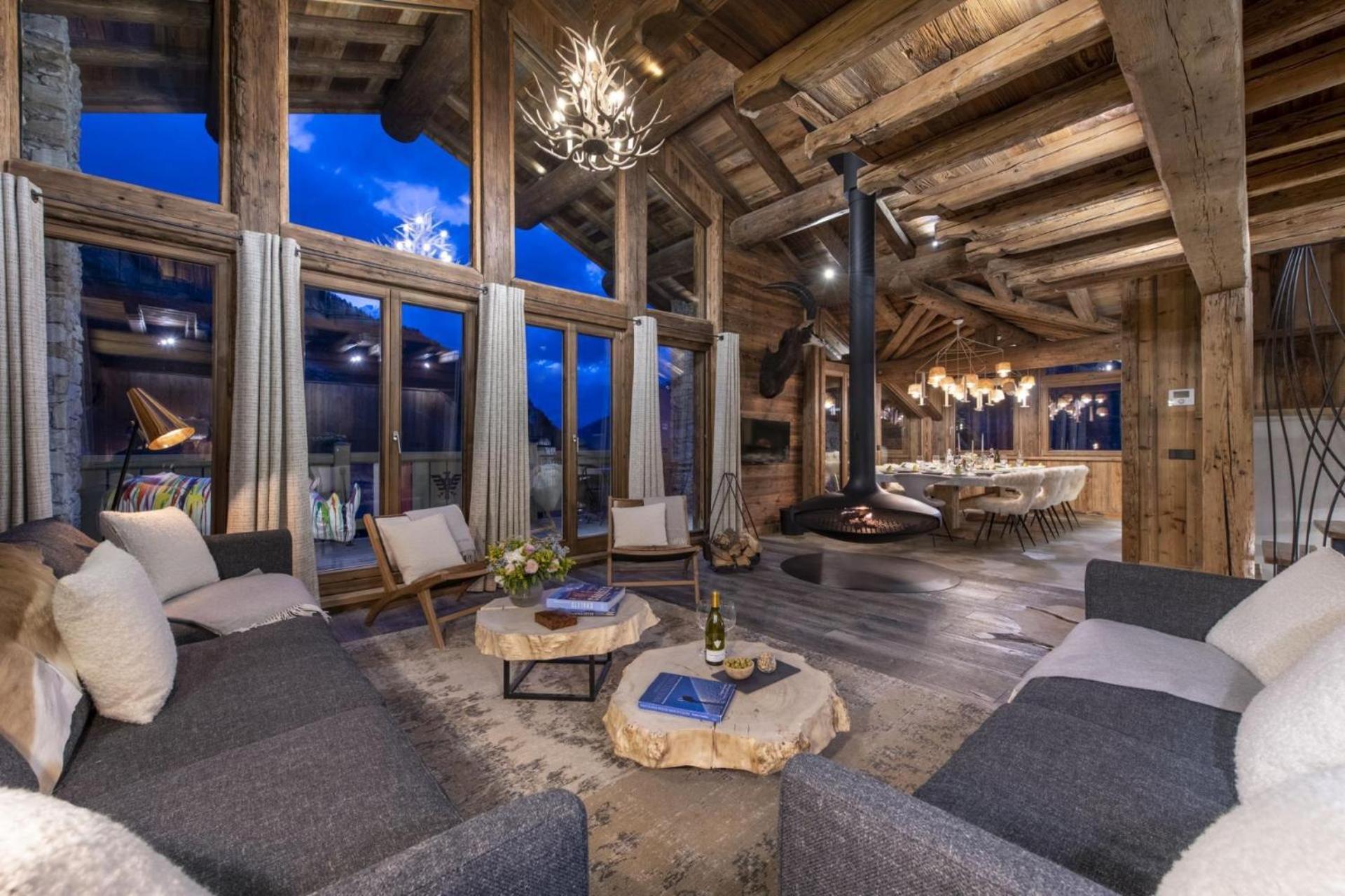 Chalet Luxury With A Touch Of Glamour Apartment